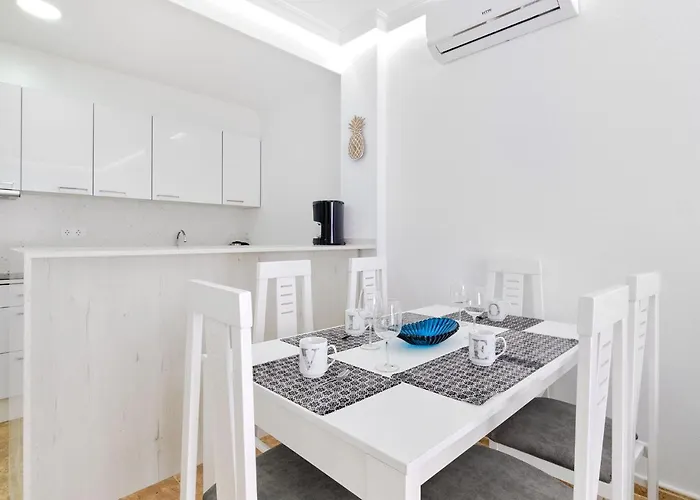 Eunice Apartman Orihuela